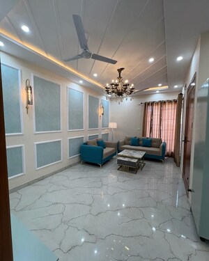 Bathroom in 2 BHK Builder Floor at RWA Tomar Colony, Mukundpur – for Sale