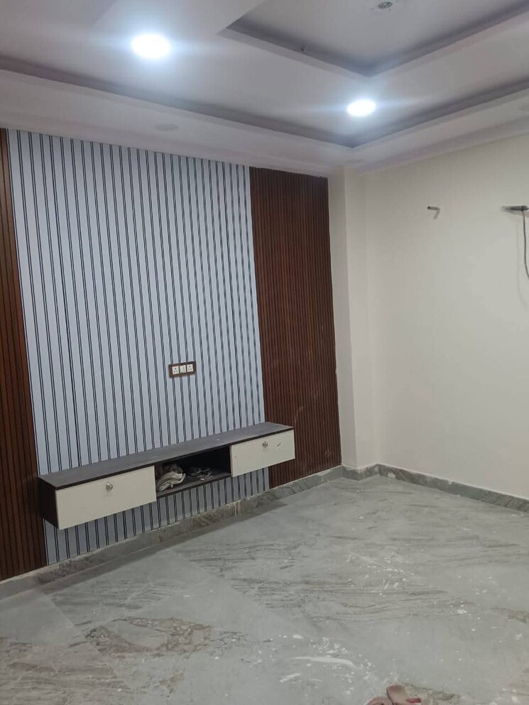 Room, himgiri-enclave 2 Bedroom 450 Sq.Ft. Builder Floor In Burari Delhi 8633915