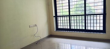 Room in 3 BHK Apartment at Dhaval Sunrise Orlem, Malad West – for Sale