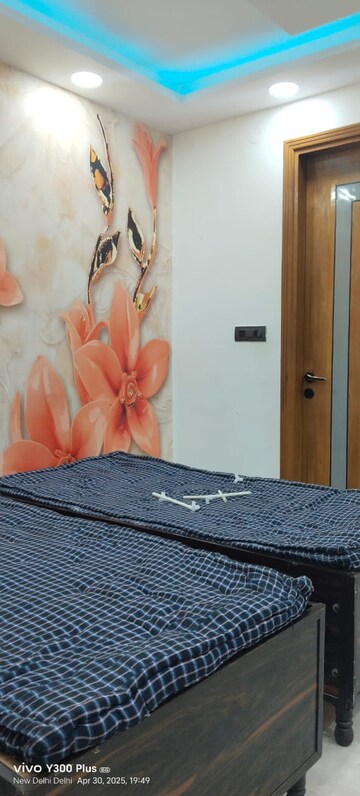 Bedroom in 2 BHK Builder Floor at Govindpuri – for Rent