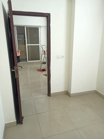 Bathroom in 2.5 BHK Apartment at Exotica Dreamville, Sector 16c Greater Noida – for Rent