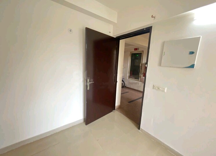 Room, sethi-max-royale 2 Bedroom 1125 Sq.Ft. Apartment In Sector 76 Noida 8634062