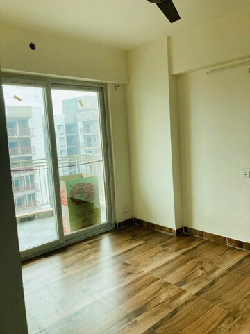 Room in 3 BHK Apartment at Today Kings Park, Omega I Greater Noida – for Sale