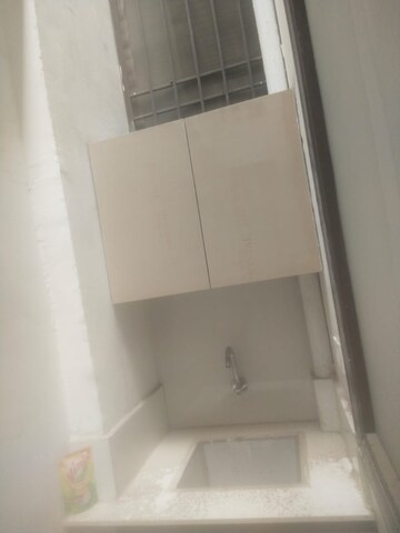 Furnished Amenities in 4 BHK Villa at Panchsheel Villas, Sector 16 Greater Noida – for Rent