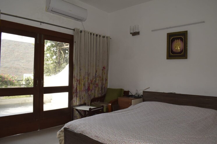 Bedroom, eros-garden-villas 3 Bedroom 1408 Sq.Ft. Villa In Charmwood Village Faridabad 8634116