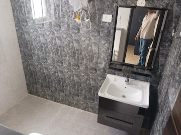 Furnished Amenities in 3 BHK Apartment at Puri Emerald Bay, Sector 104 – for Rent
