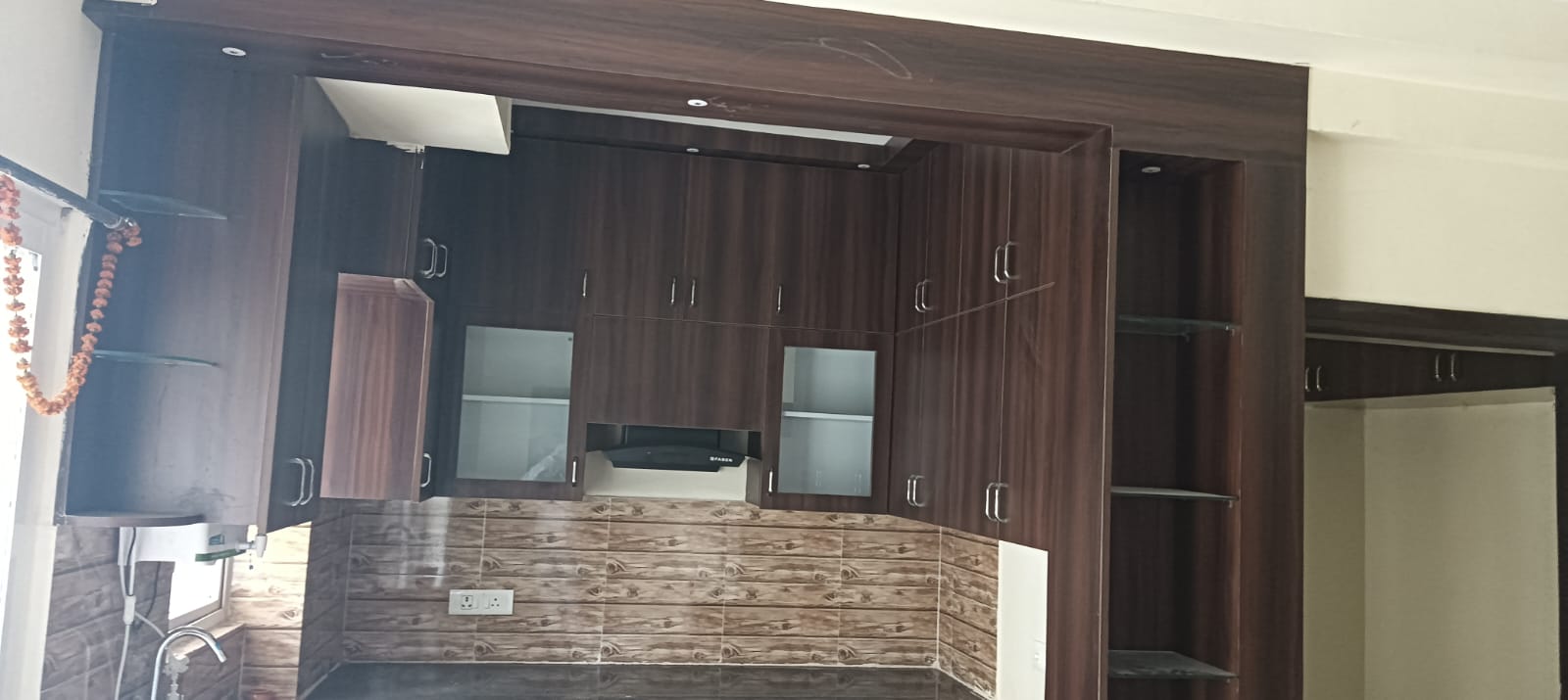 3 BHK + Extra Room Apartment For Rent in Shri Radha Sky Gardens