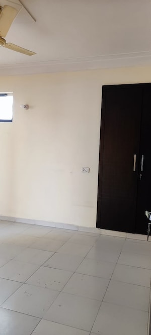 2 BHK Apartment For Sale in Adore Happy Homes, Sector 86