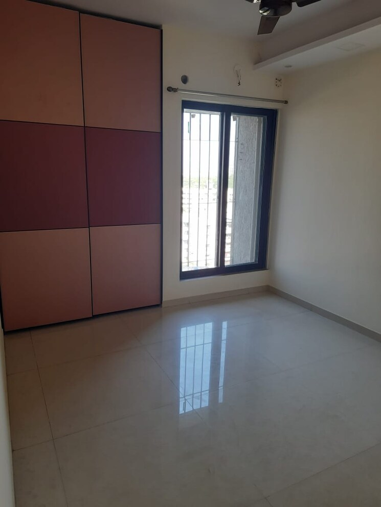 Room, dosti-desire 2 Bedroom 650 Sq.Ft. Apartment In Brahmand Thane 8634221