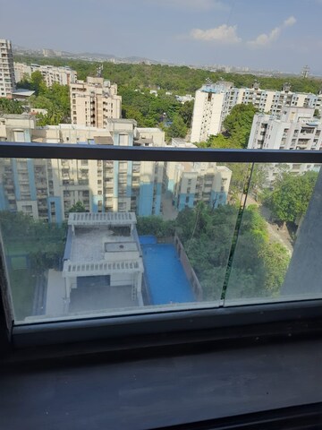 Master Plan in 2 BHK Apartment at Dosti Desire, Brahmand – for Sale