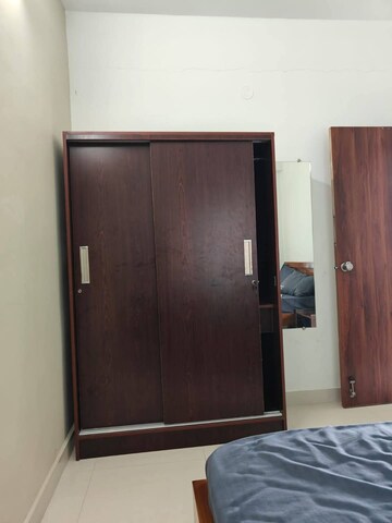 Room in Studio Builder Floor at Begumpet – for Rent