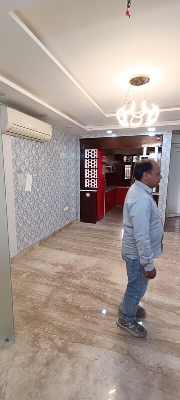 Living Room in 2 BHK Builder Floor at Rohini Sector 7 – for Sale