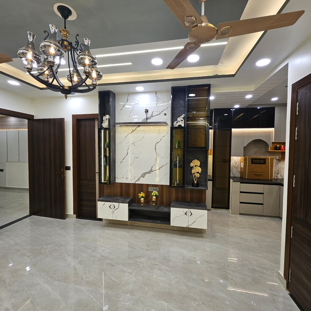 3.5 BHK + Study Room Builder Floor For Rent in Taj Mahal