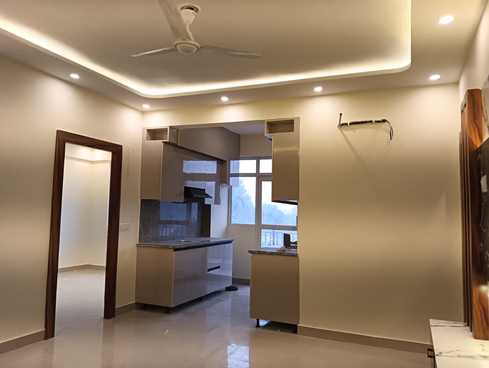 2 BHK Apartment For Rent in Suncity Avenue 76