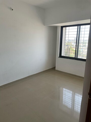 Room in 2 BHK Apartment at Willows Twin Tower, Hinjewadi – for Rent