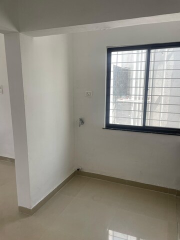 Room in 2 BHK Apartment at Willows Twin Tower, Hinjewadi – for Rent