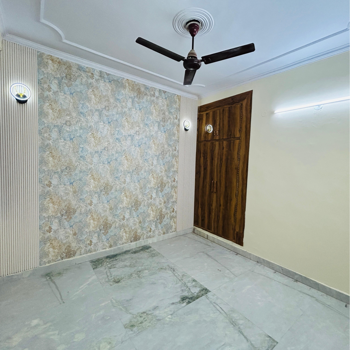 2 BHK Builder Floor For Rent in Green Fields Colony