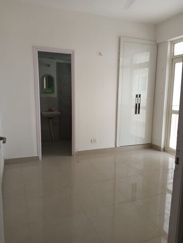 Bathroom in 2 BHK Apartment at Suncity Avenue 76, Sector 76 – for Rent