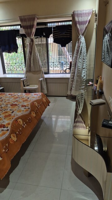 Kitchen in 1 BHK Apartment at Khar West – for Sale