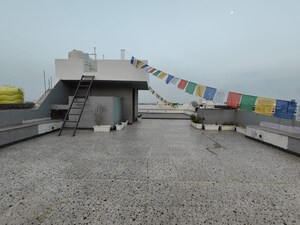 Terrace in 3 BHK Builder Floor at Sector 89 – for Sale