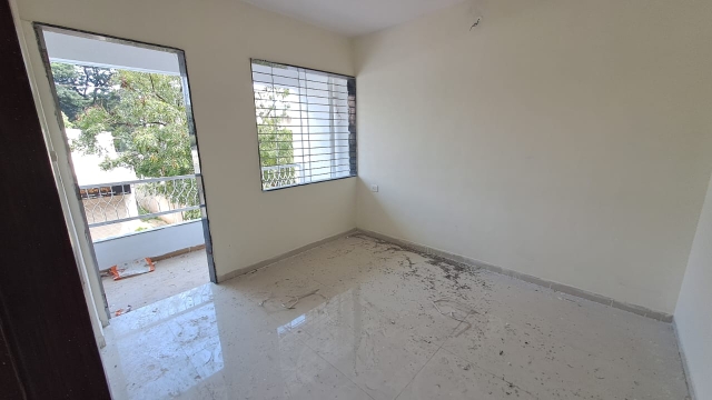 2 BHK Apartment For Sale in Rs Shrishti 