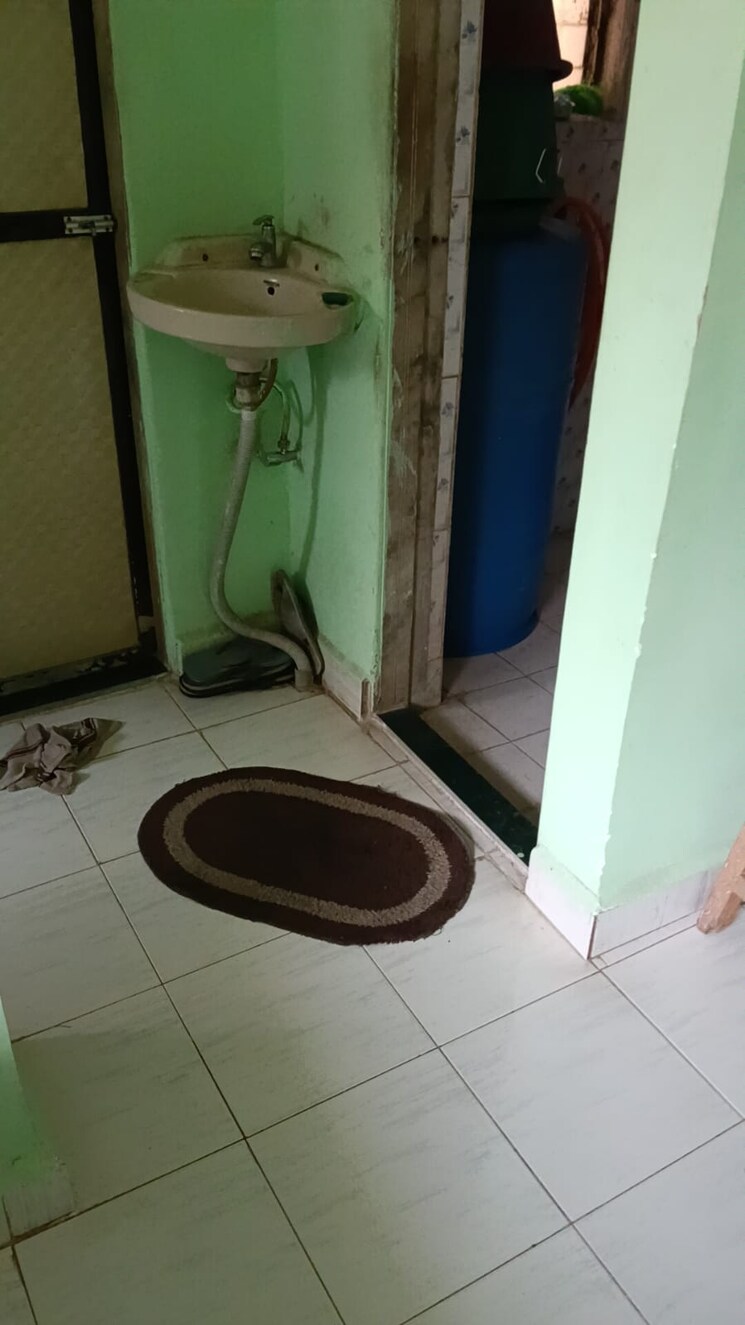 Bathroom, virar east 1 RK 360 Sq.Ft. Apartment In Virar East Palghar 8634436