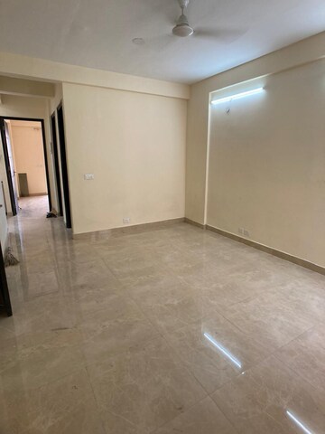 Room in 3 BHK Builder Floor at Signature Global Park 4 and 5, Sohna Sector 36 – for Rent