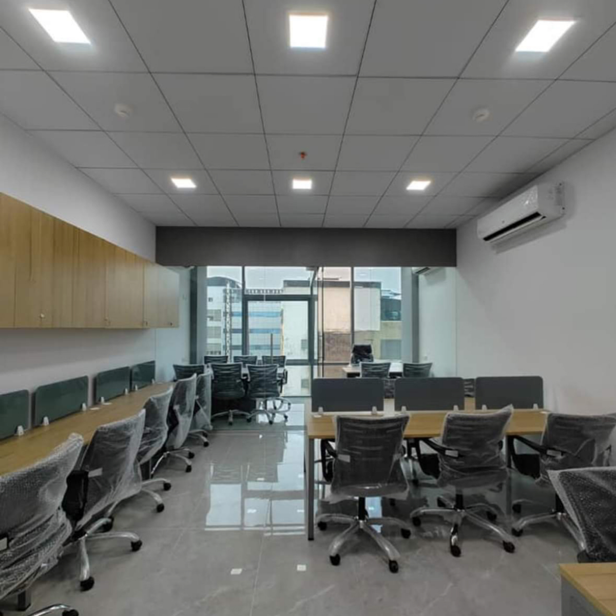 Office Space For Rent in Kanakia Spaces Wall Street
