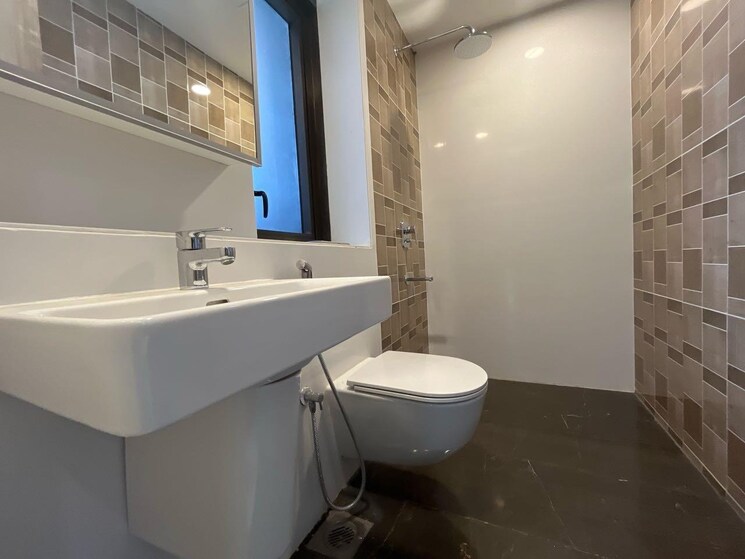 Bathroom, lodha-the-park 3 Bedroom 1111 Sq.Ft. Apartment In Worli Mumbai 8634535