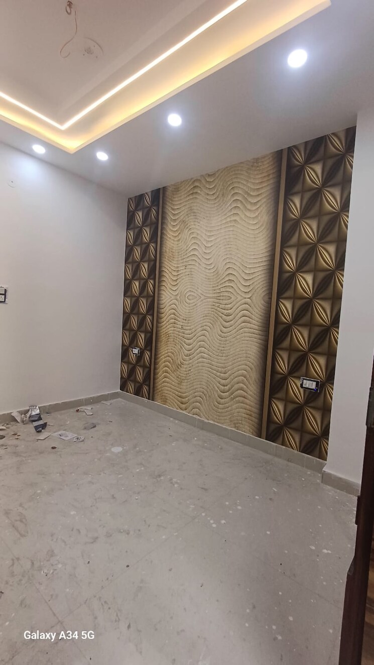 Room, uttam nagar 2 Bedroom 650 Sq.Ft. Apartment In Uttam Nagar Delhi 8634565