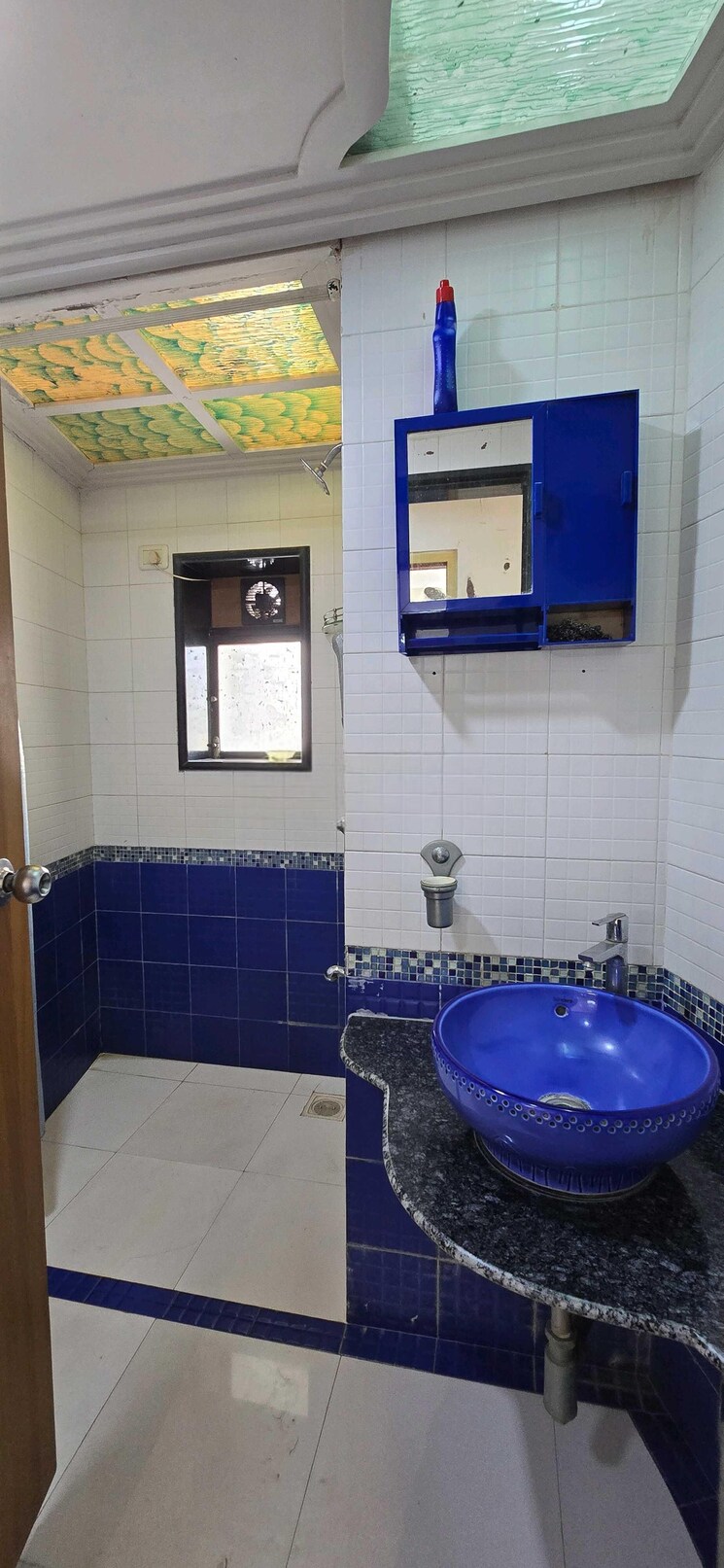 Bathroom, sea-breeze-worli 3 Bedroom 1350 Sq.Ft. Apartment In Worli Mumbai 8634615