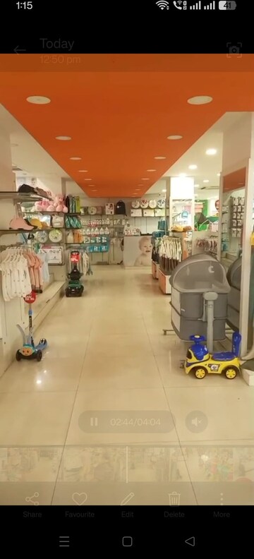  Showroom For Rent in Amrapali Shopping Centre, Juhu