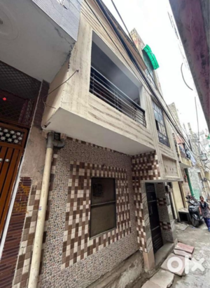 4 BHK Independent House – Exterior View View at Mohan Garden - for Sale