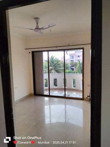 Bedroom in 2 BHK Apartment at Union Park, Chembur – for Sale