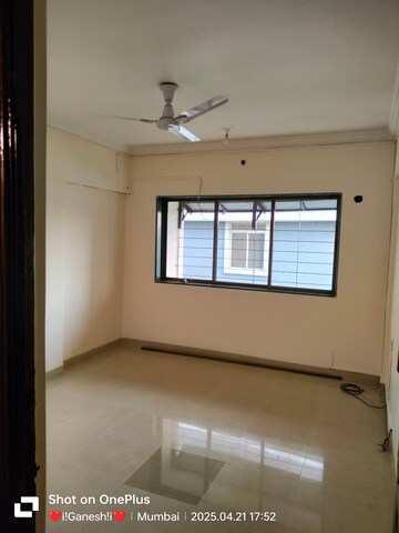 Bedroom in 2 BHK Apartment at Union Park, Chembur – for Sale