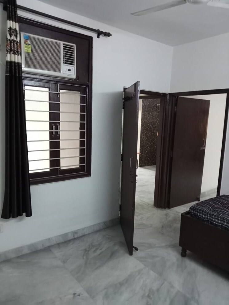 Room, adchini 2 Bedroom 500 Sq.Ft. Apartment In Adchini Delhi 8634691