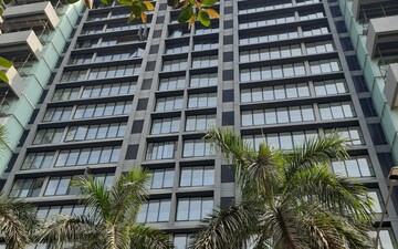 4 BHK Apartment For Rent in Khar West