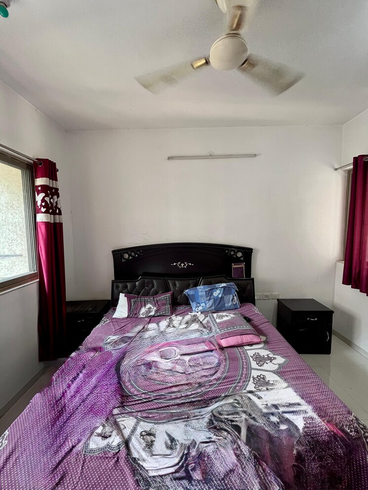 Bedroom, lodha-splendora 2.5 Bedroom 950 Sq.Ft. Apartment In Ghodbunder Road Thane 8634697