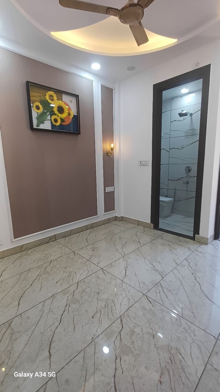 Room, rama park 2 Bedroom 600 Sq.Ft. Apartment In Rama Park Delhi 8634734