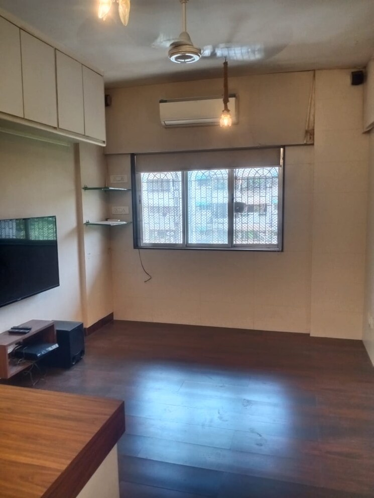 Room, neelam-chs-dadar 1 RK 200 Sq.Ft. Apartment In Dadar East Mumbai 8634809