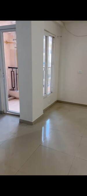 Room in 3 BHK Apartment at Windsor Paradise 2, Raj Nagar Extension – for Sale