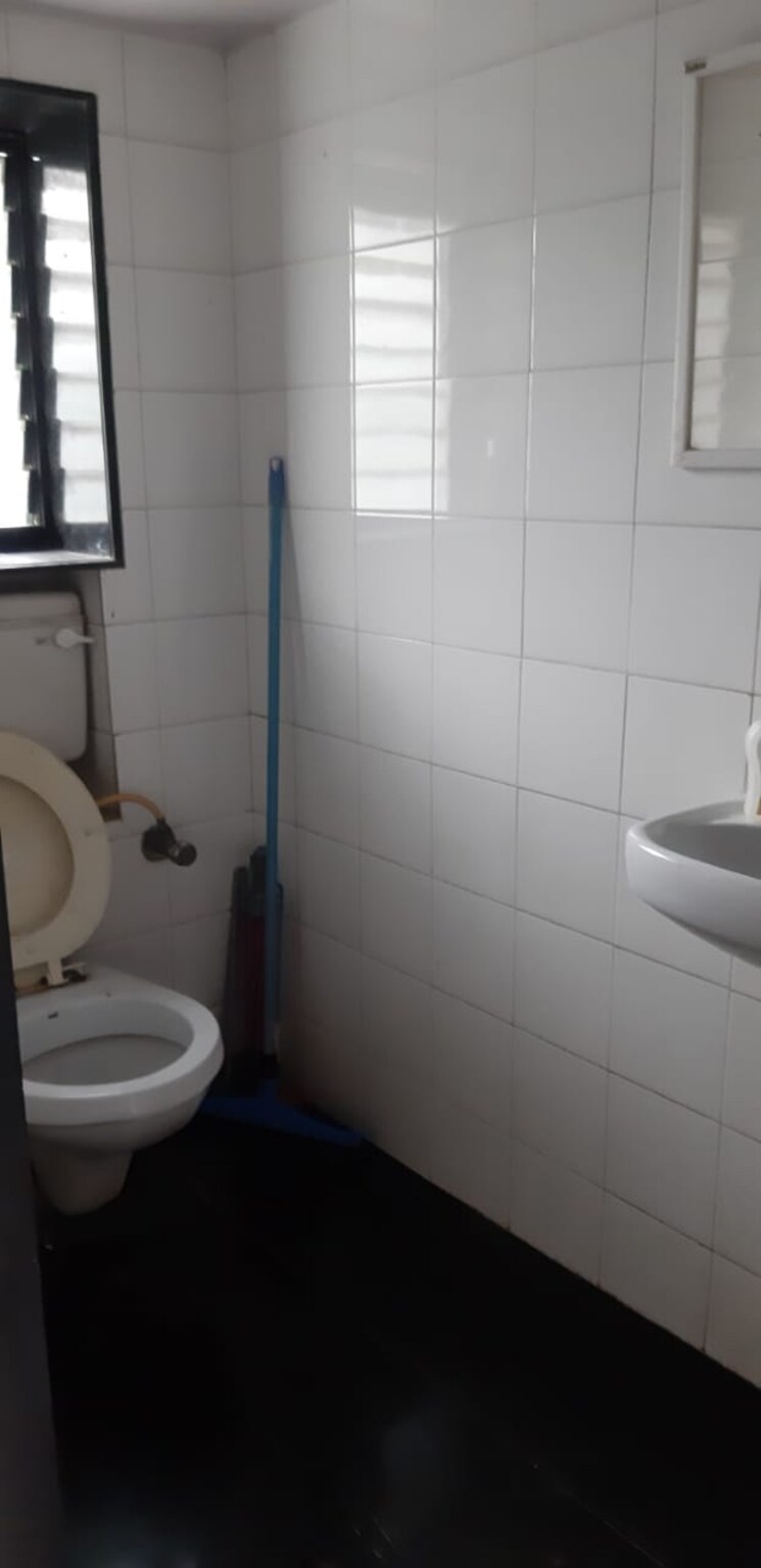 Bathroom, raheja-princess 3 Bedroom 1850 Sq.Ft. Apartment In Prabhadevi Mumbai 8634792