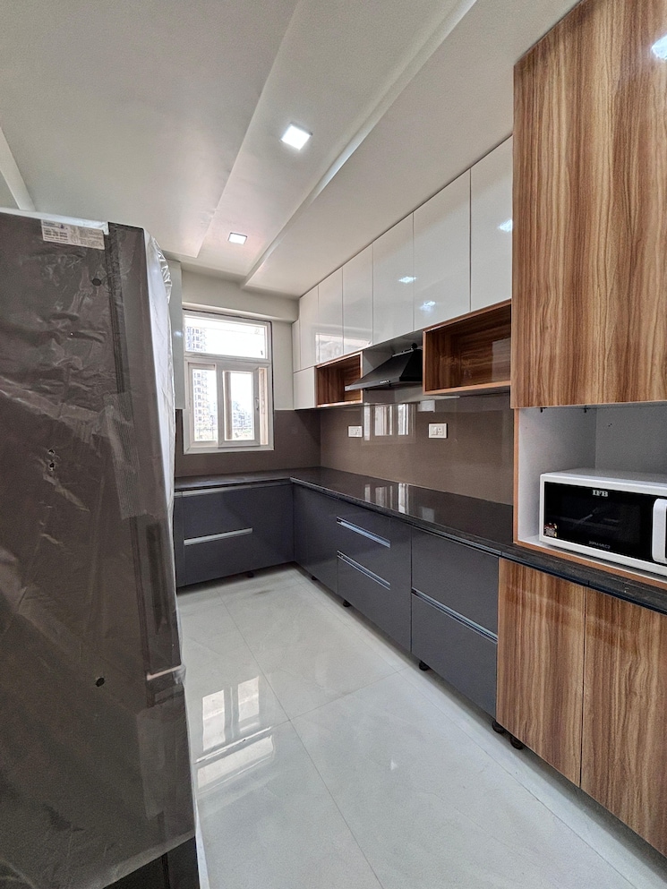 Kitchen, kst-whispering-heights 3 Bedroom 1925 Sq.Ft. Apartment In Sector 88 Faridabad 8634925