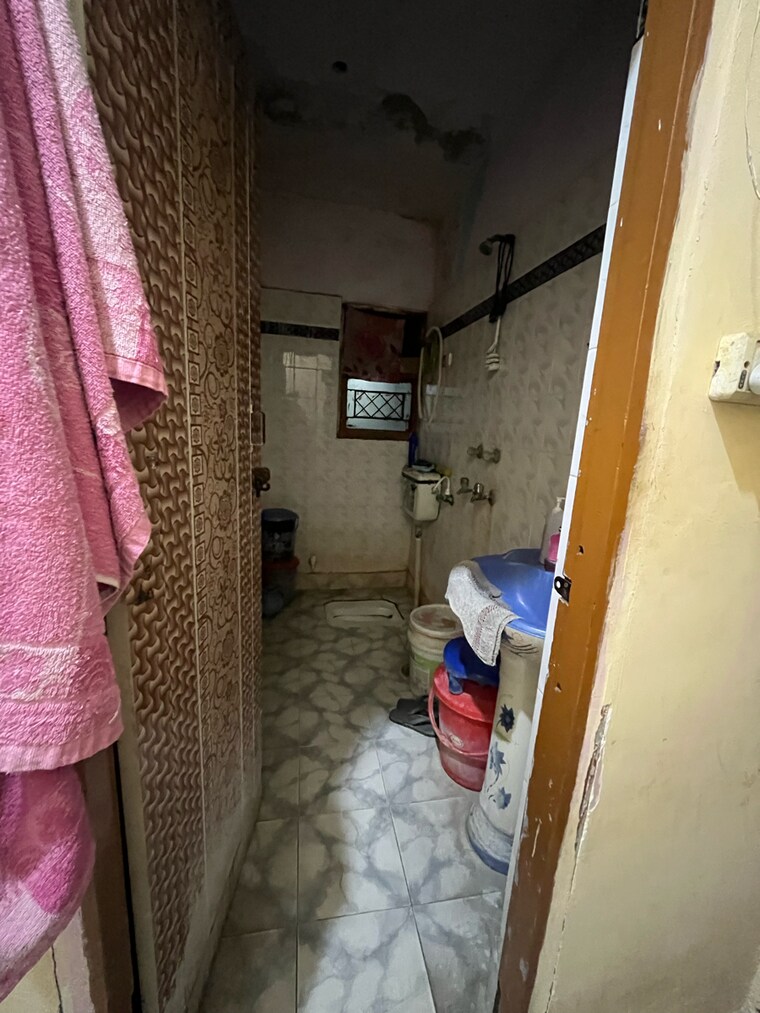 Bathroom, shalimar-apartments-shalimar-garden 1 Bedroom 680 Sq.Ft. Apartment In Shalimar Garden Ghaziabad 8634888