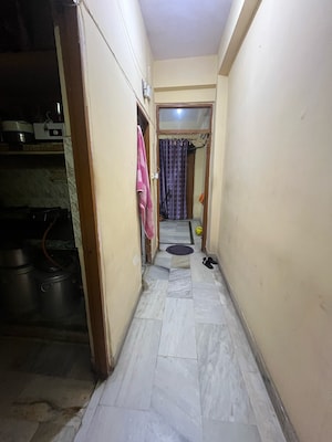 Building Lobby in 1 BHK Apartment at Shalimar Apartments Shalimar Garden, Shalimar Garden – for Sale