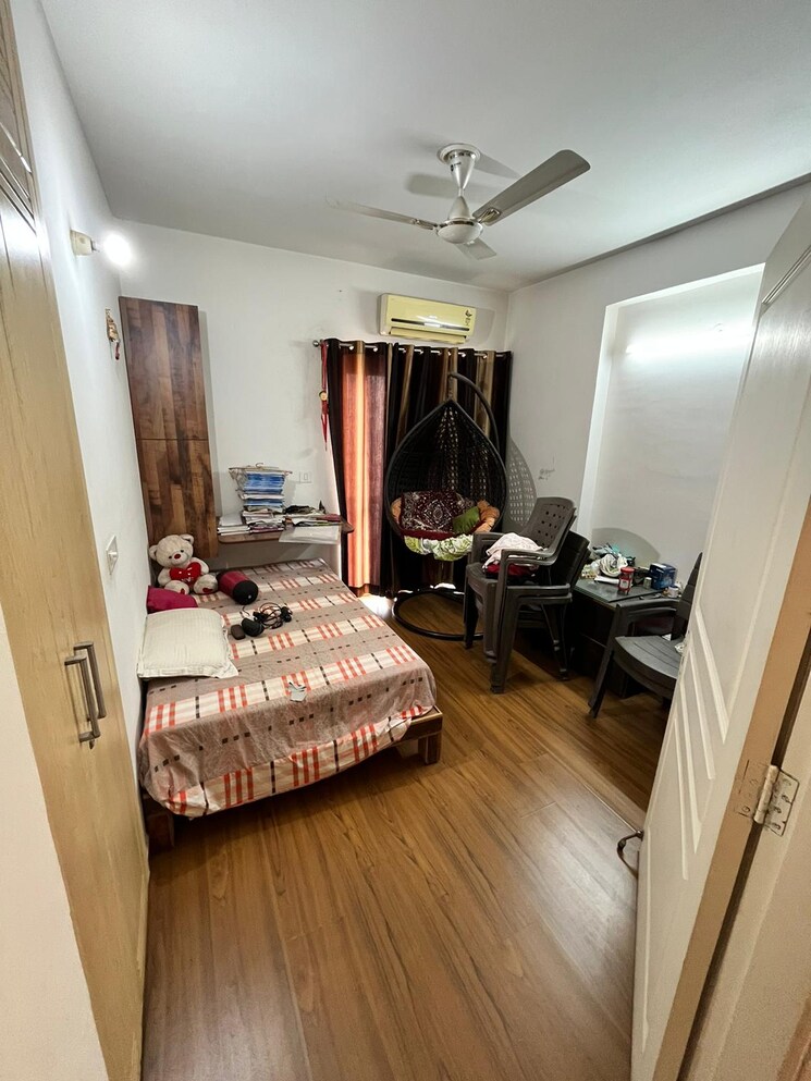 Bedroom, bptp-the-resort 3 Bedroom 1643 Sq.Ft. Apartment In Sector 75 Faridabad 8634914