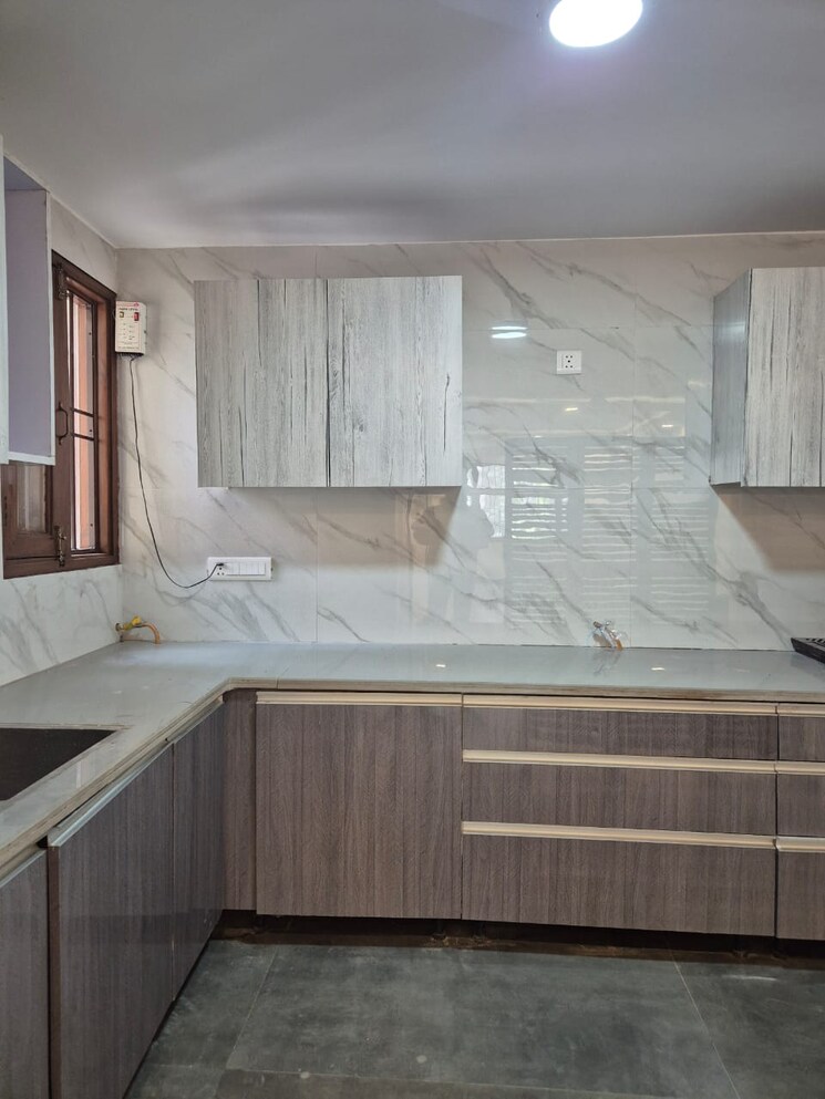 Kitchen, vasant kunj 3 Bedroom 1800 Sq.Ft. Apartment In Vasant Kunj Delhi 8634904