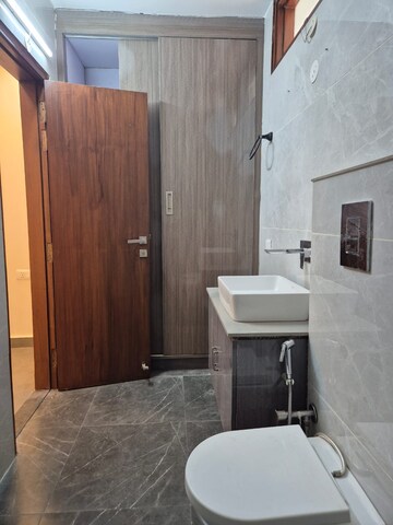 Bathroom in 3 BHK Apartment at Vasant Kunj – for Rent