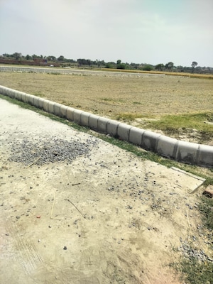  Plot For Sale in Sector 30 Yamuna Expressway