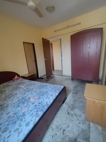 Bedroom in 2 BHK Apartment at Versova – for Rent